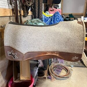 *SOLD* Best Ever Saddle Pad
